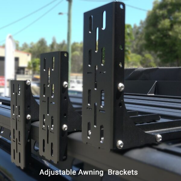4UALBWAdjustableLBracket-adjustableheightoptions2.jpg Robuste L-Halterung – Markisen-Montagehalterung aus Edelstahl