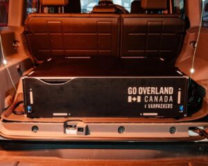 Vanpackers-suv-storage-box-front-2_1350x.jpg TrailBox | SUV-Schubladensystem